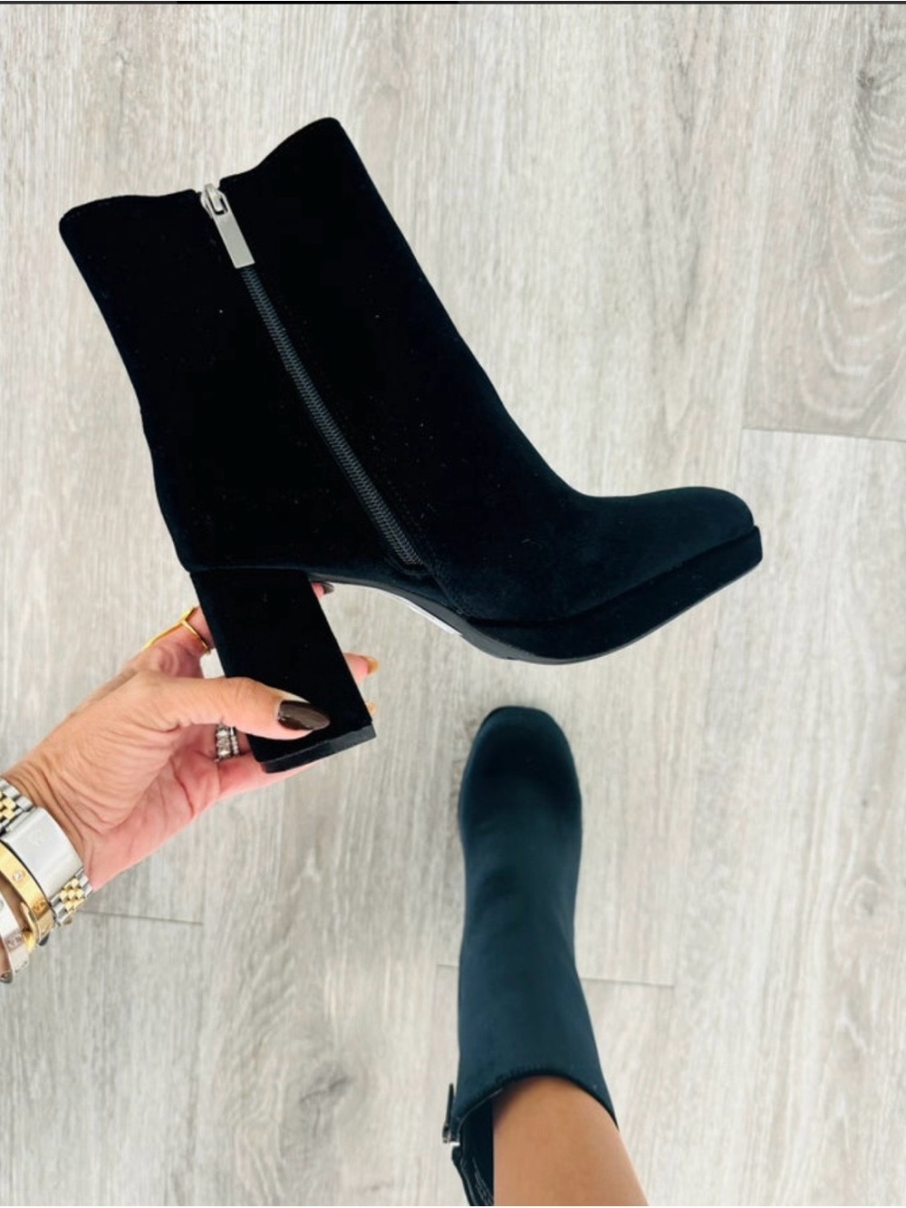 Hey Girl Slugbug Bootie in Black Velvet Block Heel Ankle Boots-Size 10-NWT
